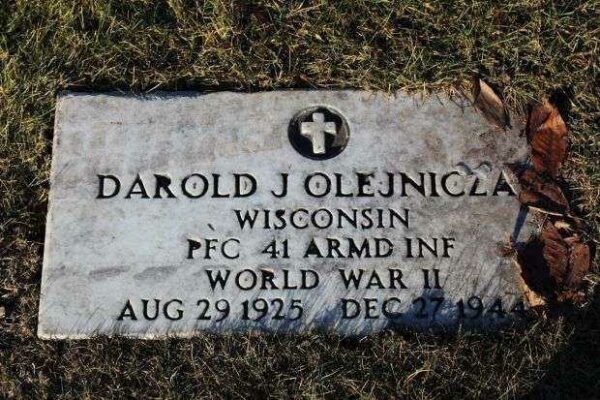 DAROLD J OLEJNICZA MEMORIAL CEMETERY STONE