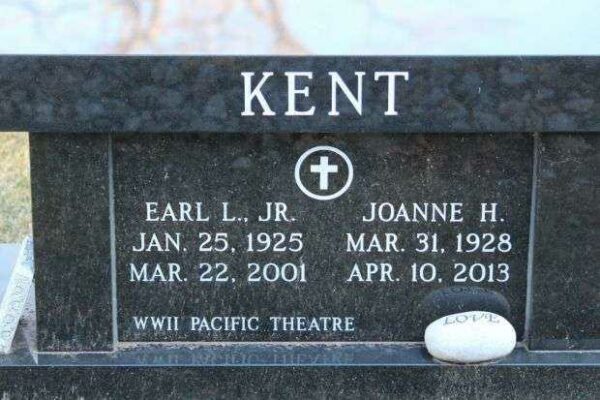EARL L. KENT JR. WAR MEMORIAL BENCH