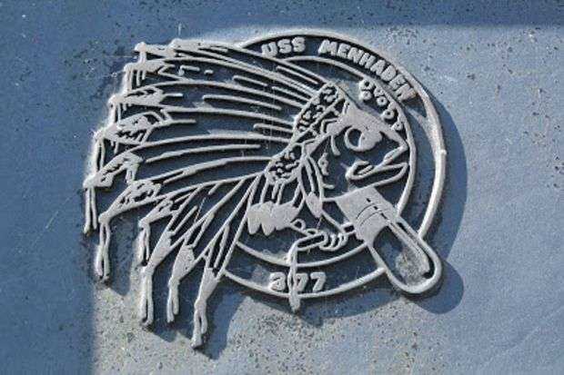 U.S.S. MENHADEN (SS377) UNIT INSIGNIA MEMORIAL MEDALLION