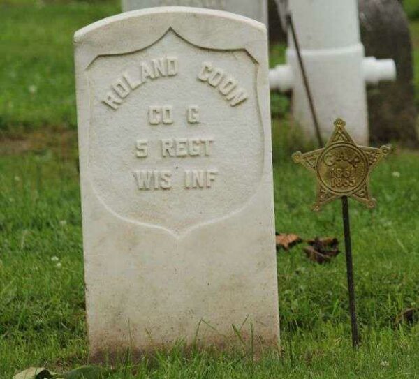 ROLAND COON MEMORIAL CEMETERY STONE
