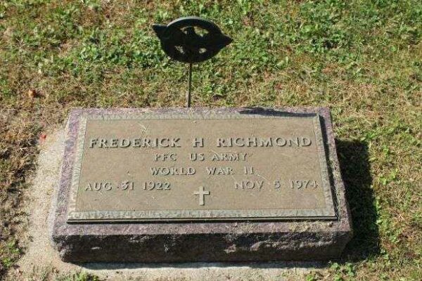 FREDERICK H RICHMOND MEMORIAL CEMETERY STONE
