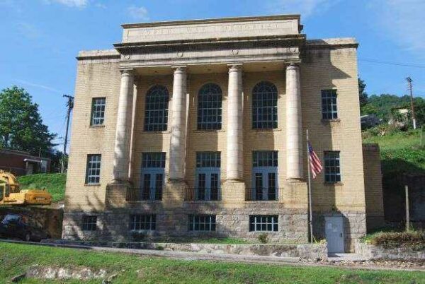 WORLD WAR MEMORIAL BUILDING