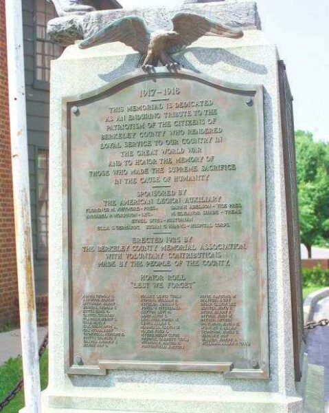 BERKELEY COUNTY WORLD WAR MEMORIAL PLAQUE A