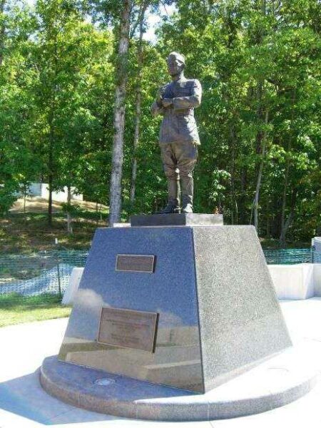 LIEUTENANT GENERAL JOHN ARCHER LEJEUNE MEMORIAL AT THE NATIONAL MUSEUM OF THE MARINE CORPS