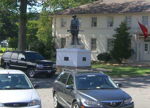 CRUSADING FOR RIGHT WAR MEMORIAL