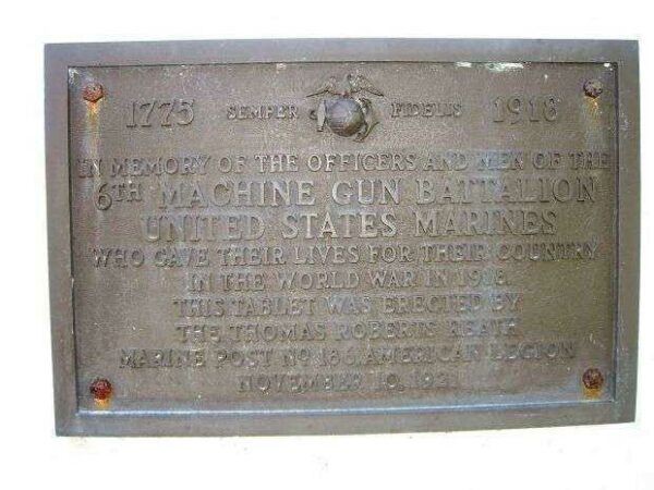 CRUSADING FOR RIGHT WAR MEMORIAL PLAQUE A