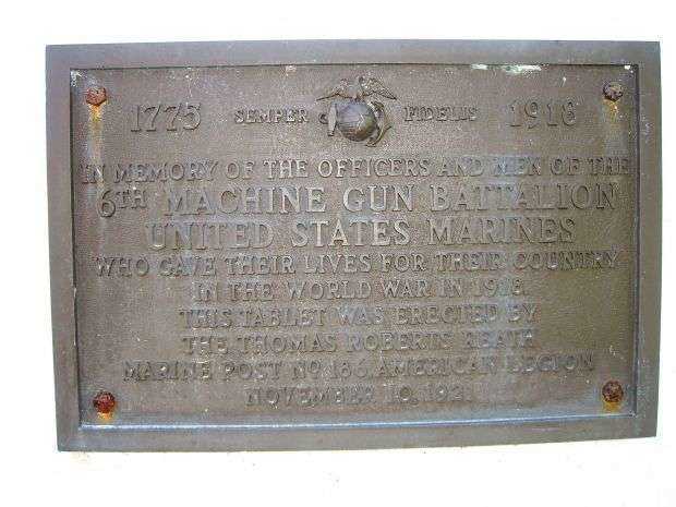 CRUSADING FOR RIGHT WAR MEMORIAL PLAQUE A