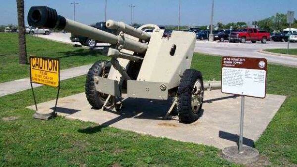 M-56 HOWITZER 105MM MEMORIAL