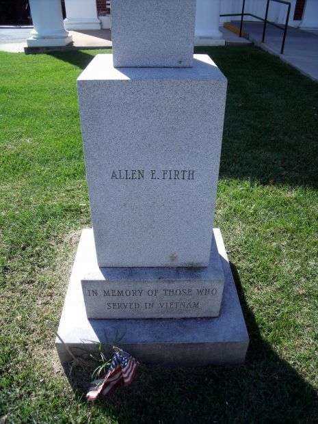 STANARDSVILLE VIETNAM WAR MEMORIAL HONOR ROLL STONE