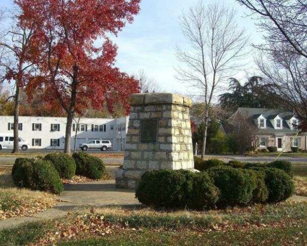 ROANOKE COUNTY WORLD WAR MEMORIAL