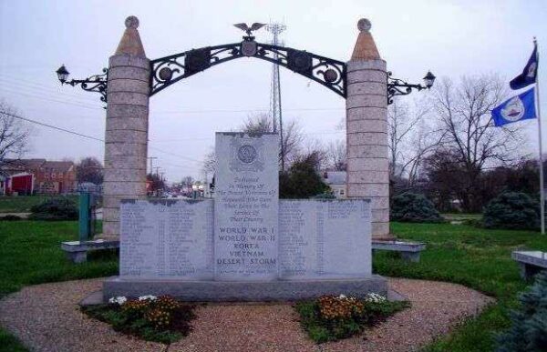 HOPEWELL WAR VETERANS MEMORIAL