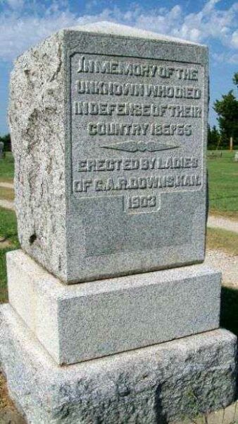 LADIES OF G.A.R. CIVIL WAR UNKNOWN DEAD MEMORIAL