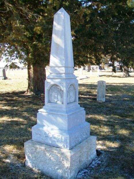 AMERICUS POST NO. 249 G.A.R. CIVIL WAR MEMORIAL