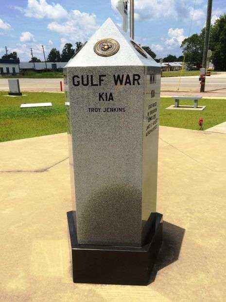 URIAH VETERANS MEMORIAL KIA HONOR ROLL STONE E