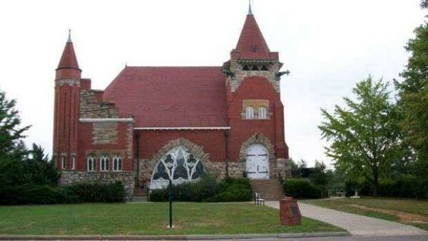 LEAVENWORTH V.A. MEDICAL CENTER MEMORIAL CHAPEL