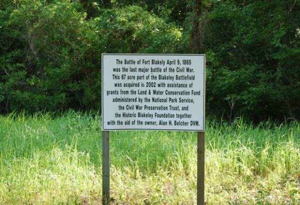 THE BATTLE OF FORT BLAKELY MEMORIAL MARKER