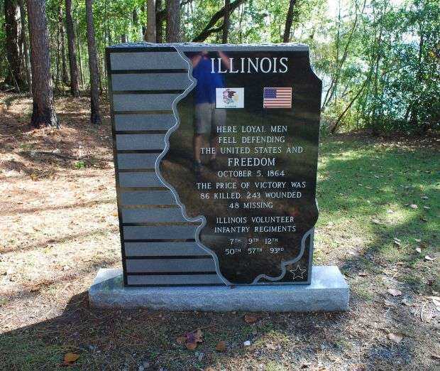 ALLATOON PASS ILLINOIS WAR MEMORIAL