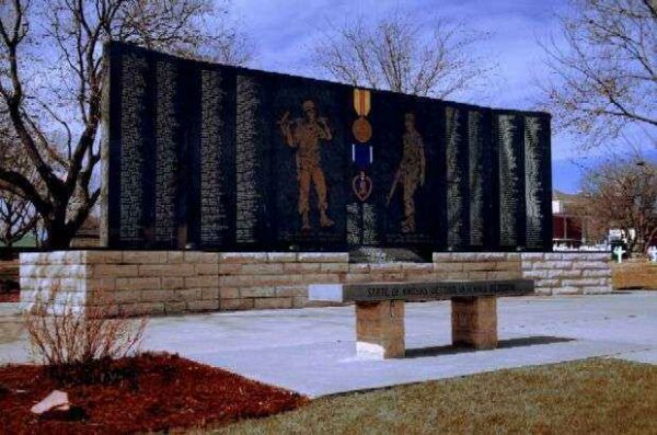STATE OF KANSAS VIETNAM VETERANS MEMORIAL