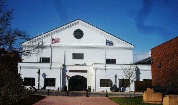 NAVY MEMORIAL MUSEUM