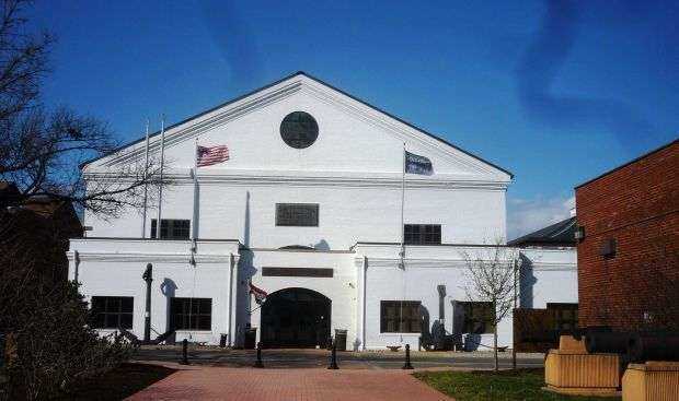 NAVY MEMORIAL MUSEUM
