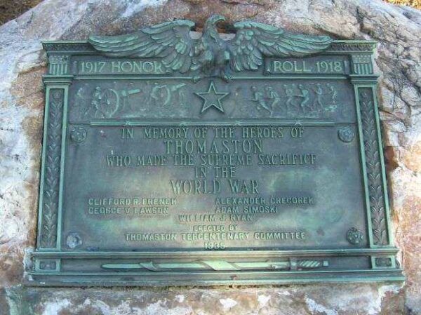 THOMASTON WORLD WAR HONOR ROLL MEMORIAL PLAQUE