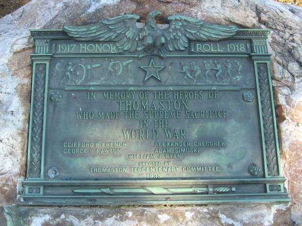 THOMASTON WORLD WAR HONOR ROLL MEMORIAL PLAQUE