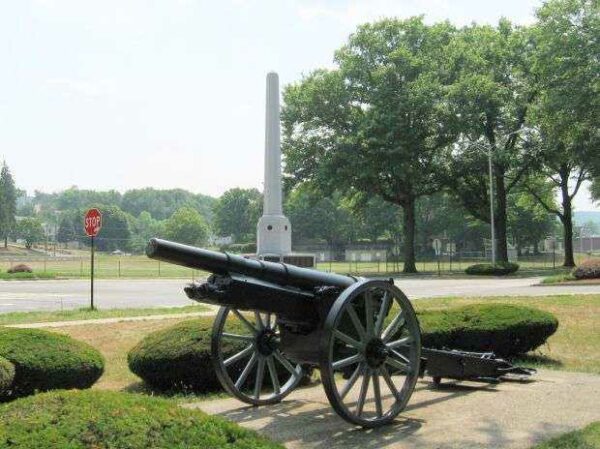 BRISTOL GERMAN 105MM HOWITZER CANNON MEMORIAL