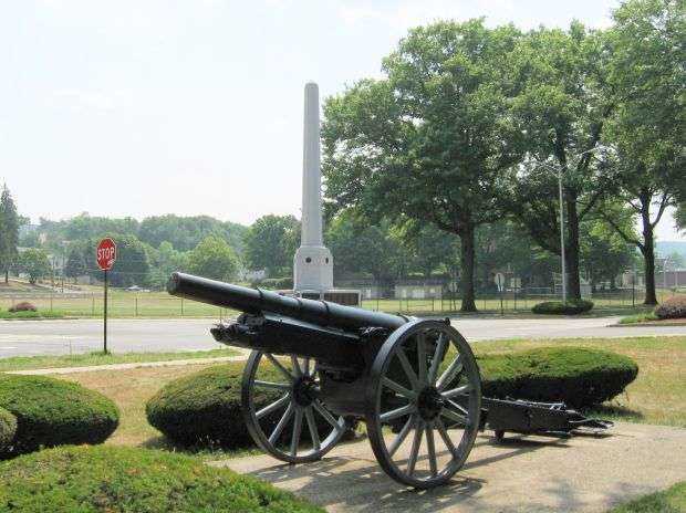 BRISTOL GERMAN 105MM HOWITZER CANNON MEMORIAL