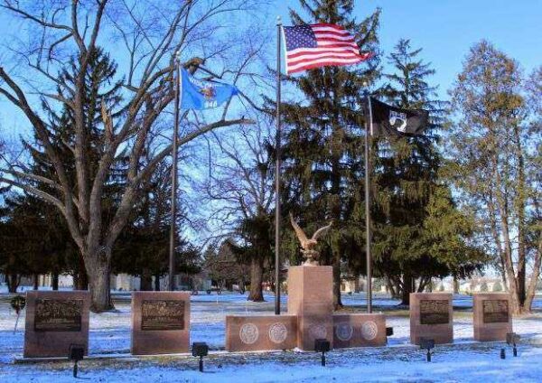 APPLETON VETERANS MEMORIAL