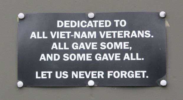 JANESVILLE VFW POST #1621 VIET-NAM VETERANS MEMORIAL PLAQUE