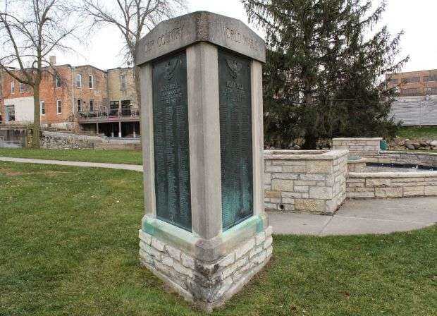 OCONOMOWOC WORLD WAR II HONOR ROLL MEMORIAL