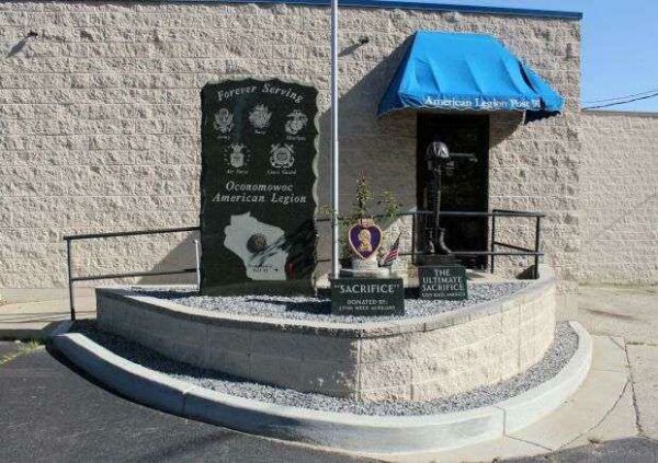 OCONOMOWOC AMERICAN LEGION POST 91 VETERANS MEMORIAL