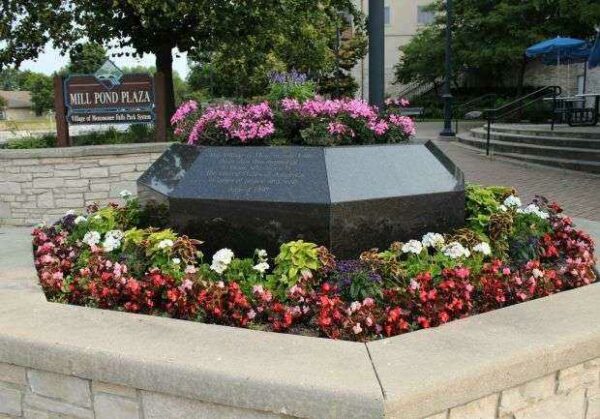 THE VILLAGE OF MENOMONEE FALLS VETERANS MEMORIAL GARDEN
