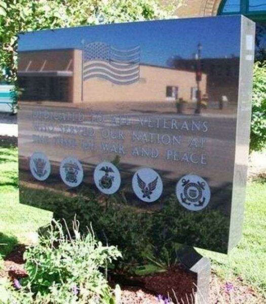 CRESTON VETERANS MEMORIAL