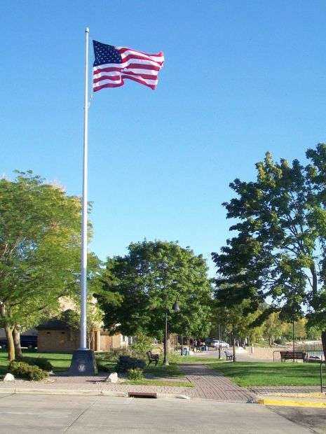 VIETNAM VETERANS MEMORIAL FLAGPOLE