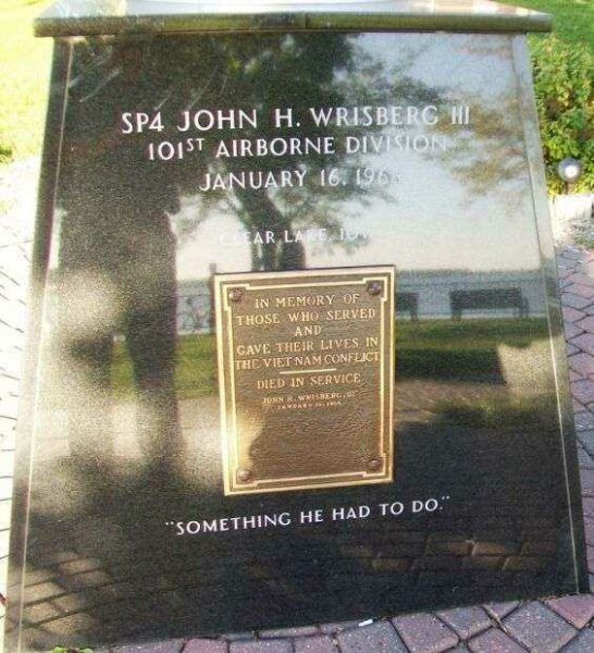 VIETNAM VETERANS MEMORIAL FLAGPOLE SIDE B
