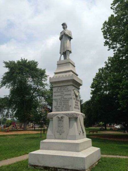 MCDONOUGH COUNTY CIVIL WAR MEMORIAL