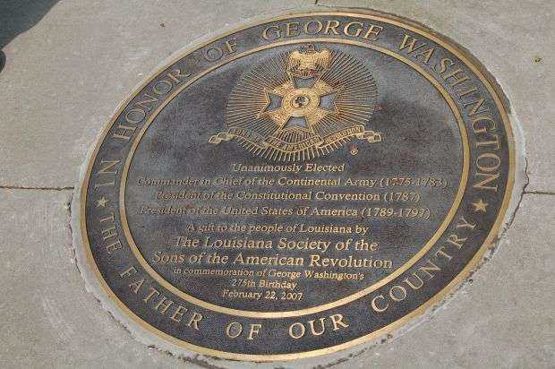 IN HONOR OF GEORGE WASHINGTON MEMORIAL PLAQUE