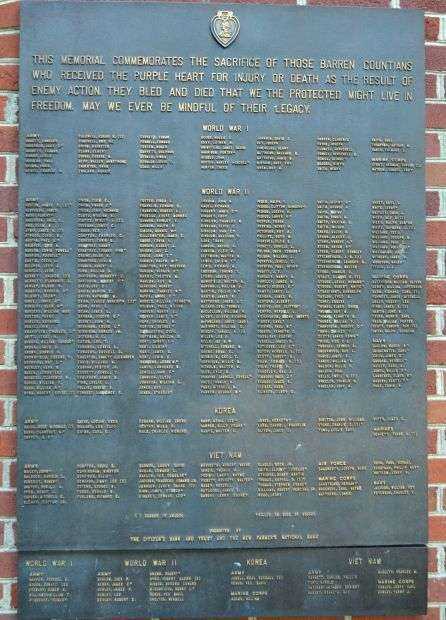 BARREN COUNTY PURPLE HEART HONOR ROLL MEMORIAL PLAQUE