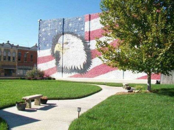 FLORENCE VETERANS MEMORIAL MURAL
