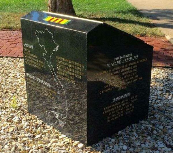 16TH INFANTRY REGIMENT VIETNAM WAR MEMORIAL SIDES B & C
