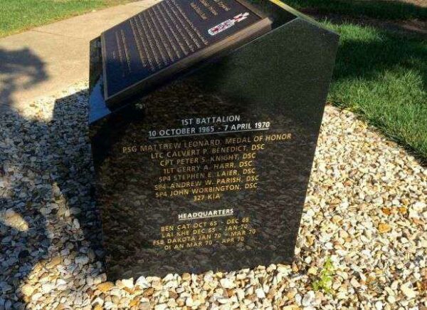 16TH INFANTRY REGIMENT VIETNAM WAR MEMORIAL SIDE A