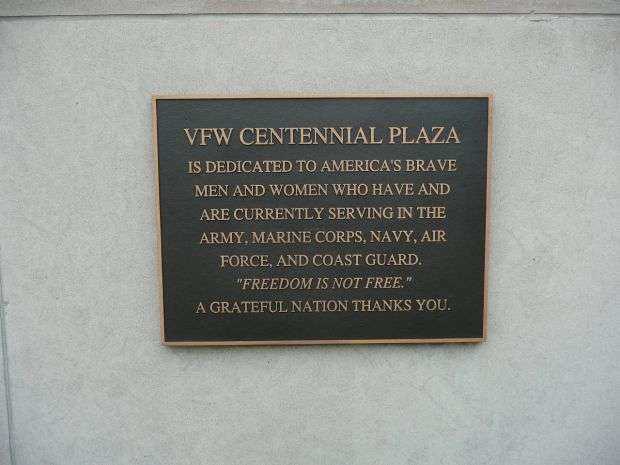 VFW CENTENNIAL PLAZA MEMORIAL PLAQUE