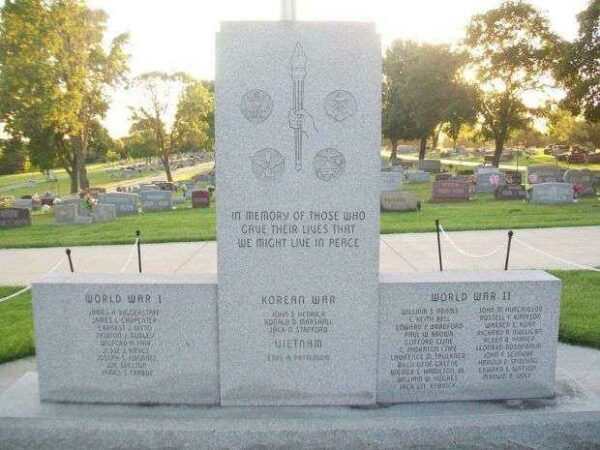 PLEASANT HILL CEMETERY WAR VETERANS MEMORIAL HONOR ROLL