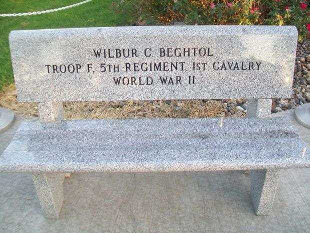 PLEASANT HILL CEMETERY WAR VETERANS MEMORIAL BENCH D