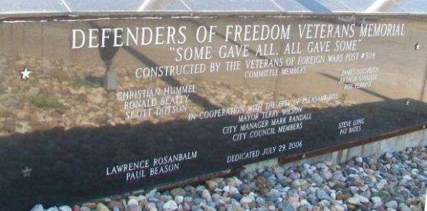 DEFENDERS OF FREEDOM VETERANS MEMORIAL STONE A