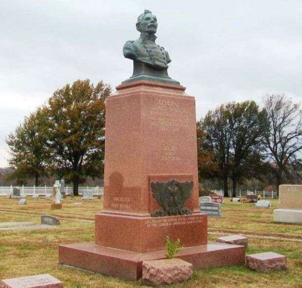 GENERAL JAMES SHIELDS WAR MEMORIAL