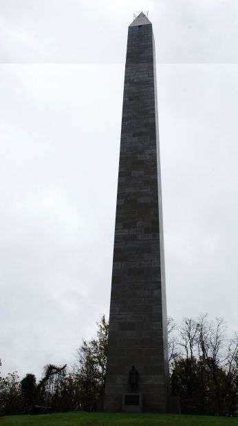 VICKSBURG NAVY MEMORIAL