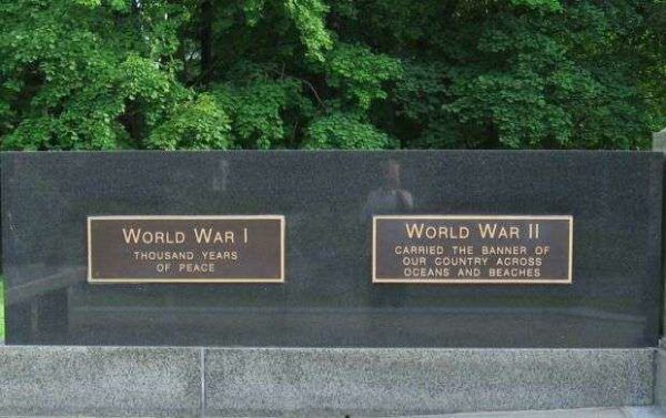 PITTSFIELD VETERANS MEMORIAL PLAQUES A & B