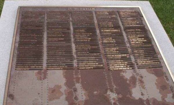 MERCHANT MARINE MEMORIAL PLAQUE B